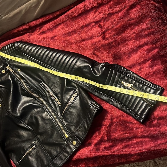 Jacket - Picture 2 of 3